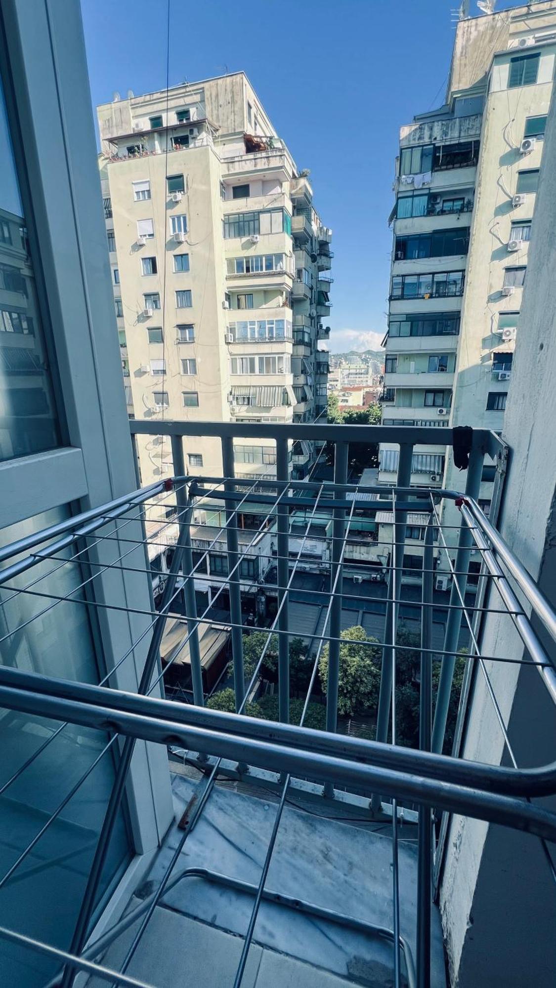 A&X Lovely And Central Apartment - 24H Self Check-In Tirana Buitenkant foto